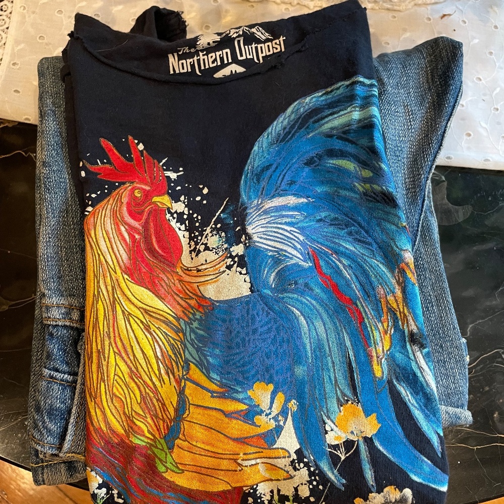 Northern Outpost Rooster Shirt Sz M, Modified - Picture 7 of 7